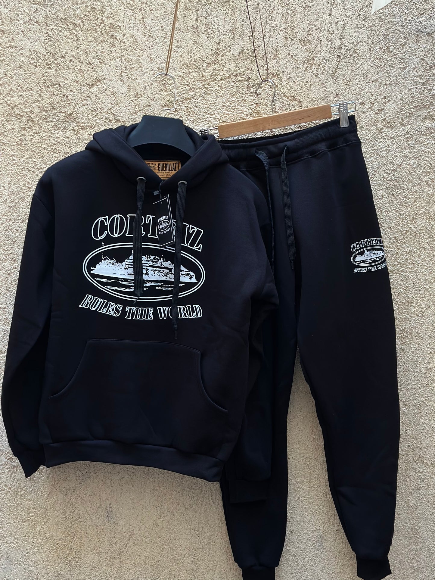 Corteiz Alcatraz Hoodie Set