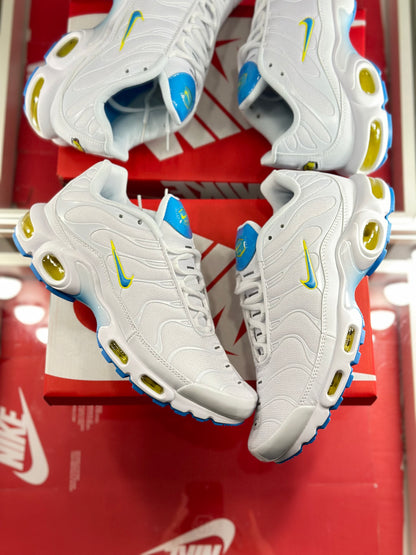 Air max plus white baby blue