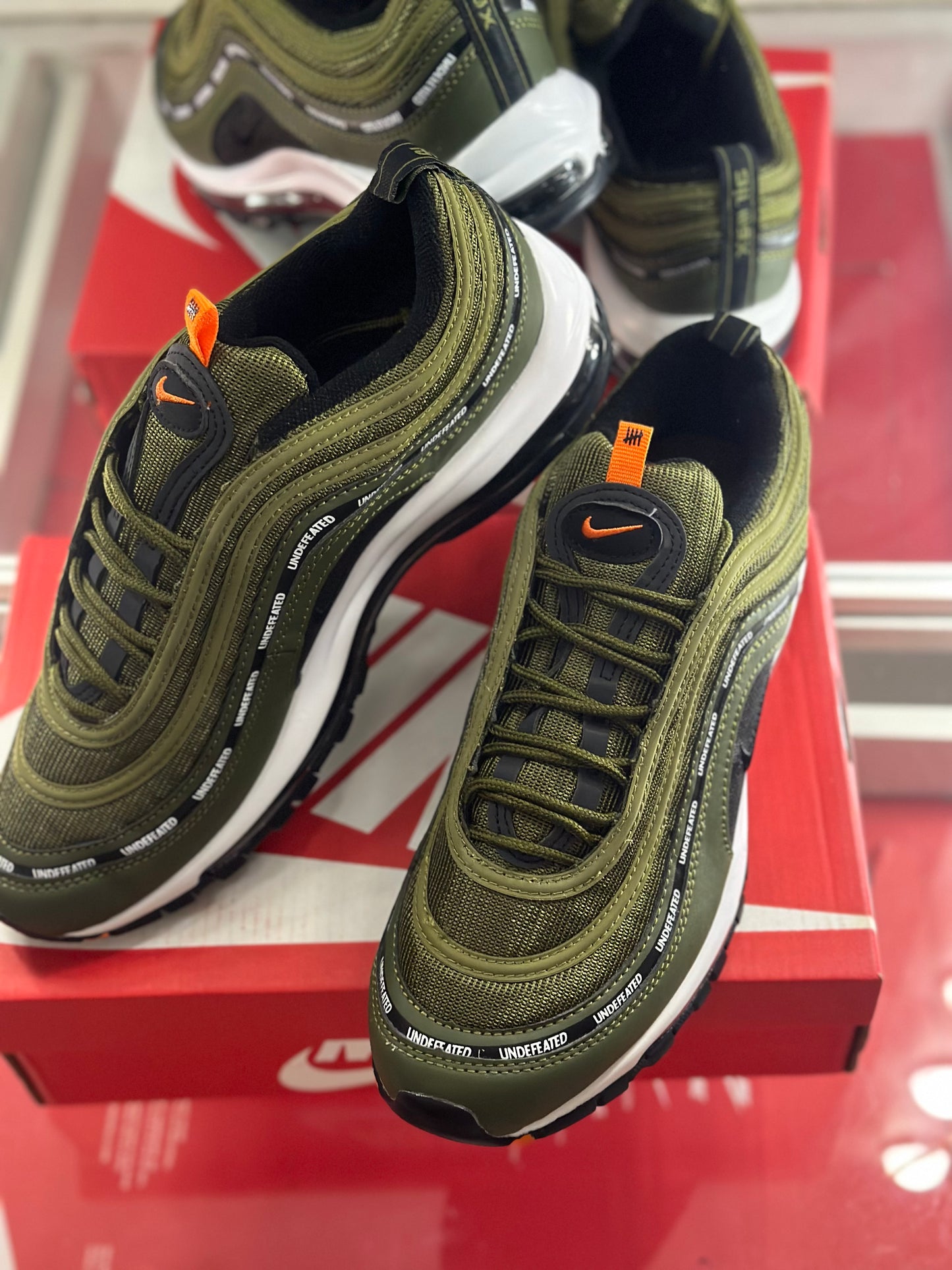 Nike air max 97 undefeated khaki