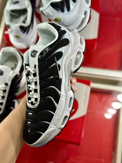 Nike air max plus killer Wale