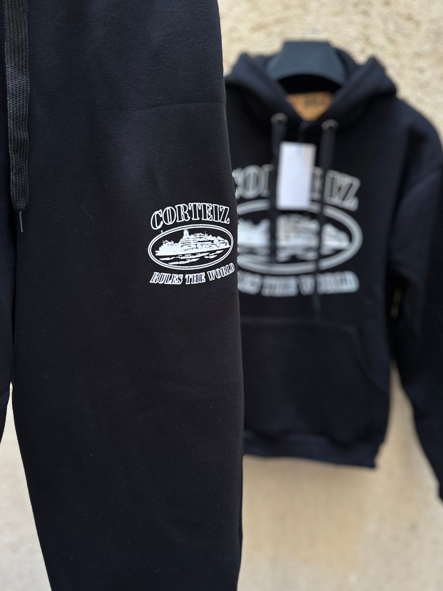 Corteiz Alcatraz Hoodie Set