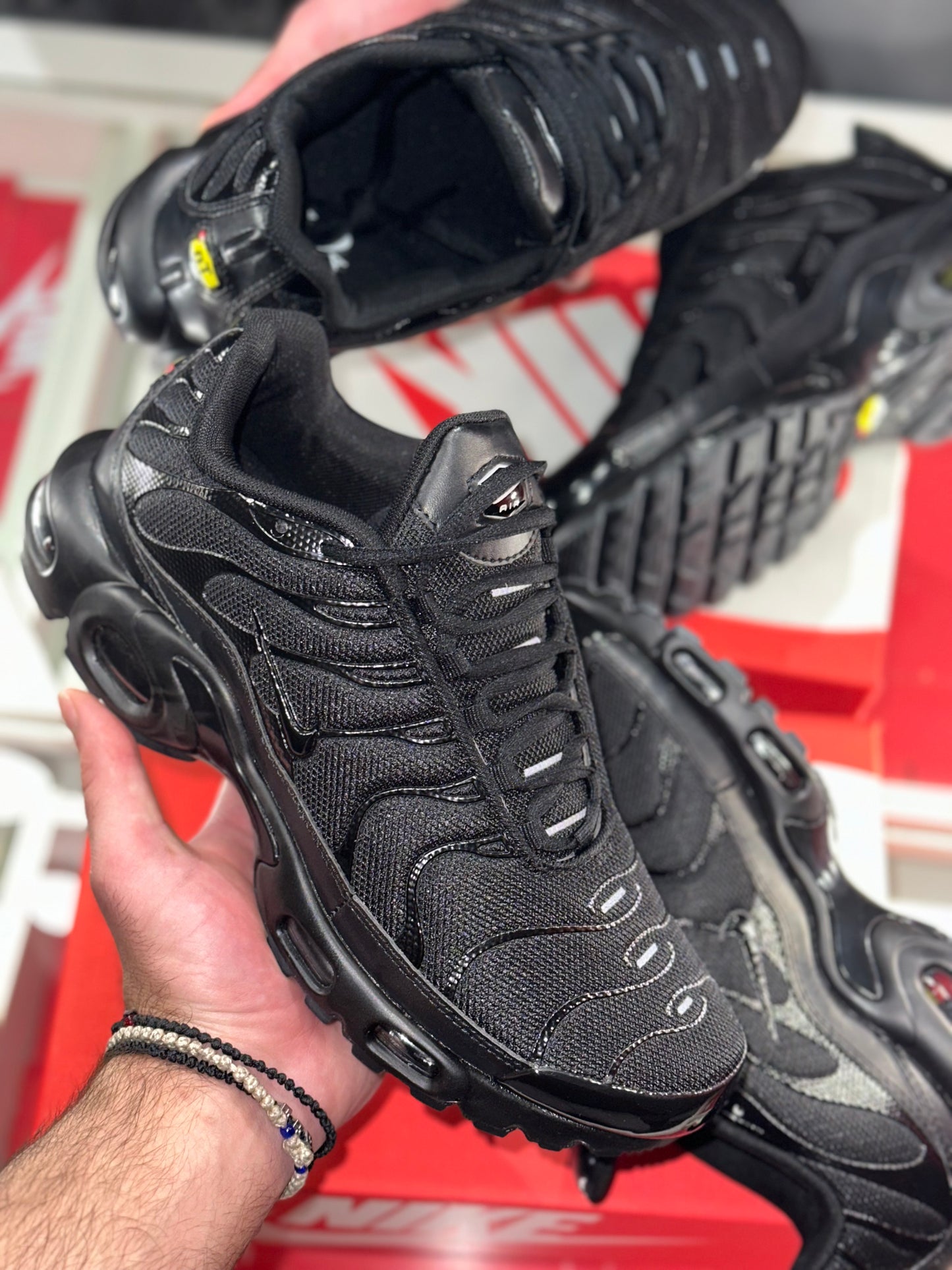 Nike Air max plus triple black