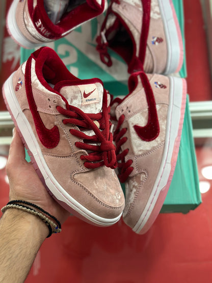 Nike dunk low sb valentines