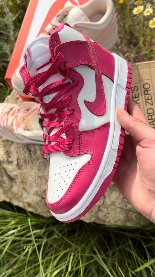 Nike dunk low high Barbie