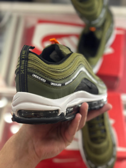 Nike air max 97 undefeated khaki