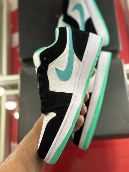 Jordan 1 low green Island