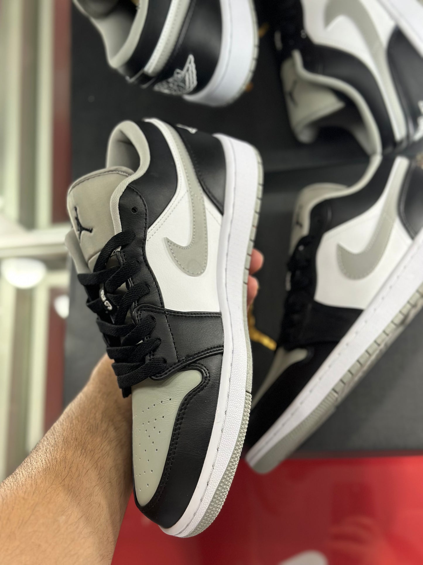 Jordan 1 low Black/Grey