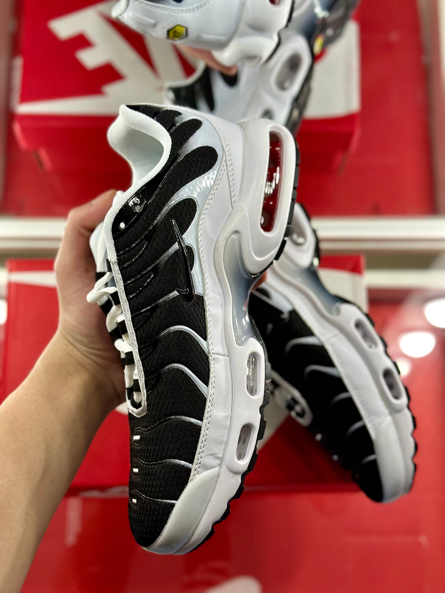 Nike air max plus killer Wale