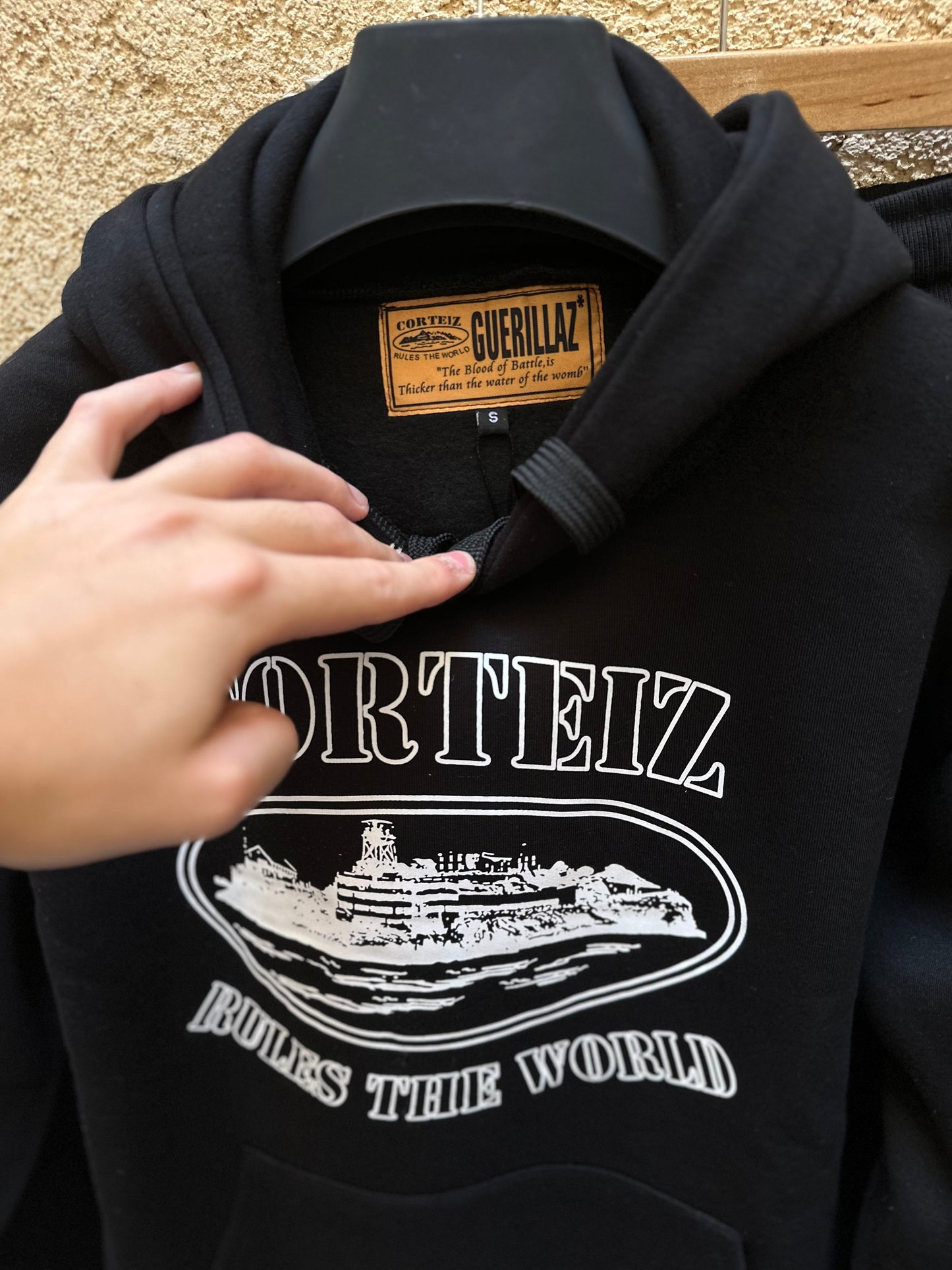 Corteiz Alcatraz Hoodie Set